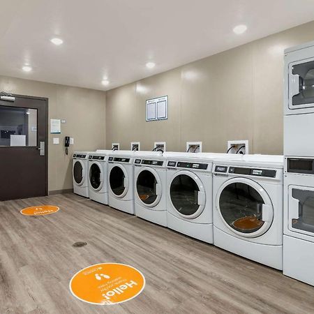 Woodspring Suites Brunswick Εξωτερικό φωτογραφία