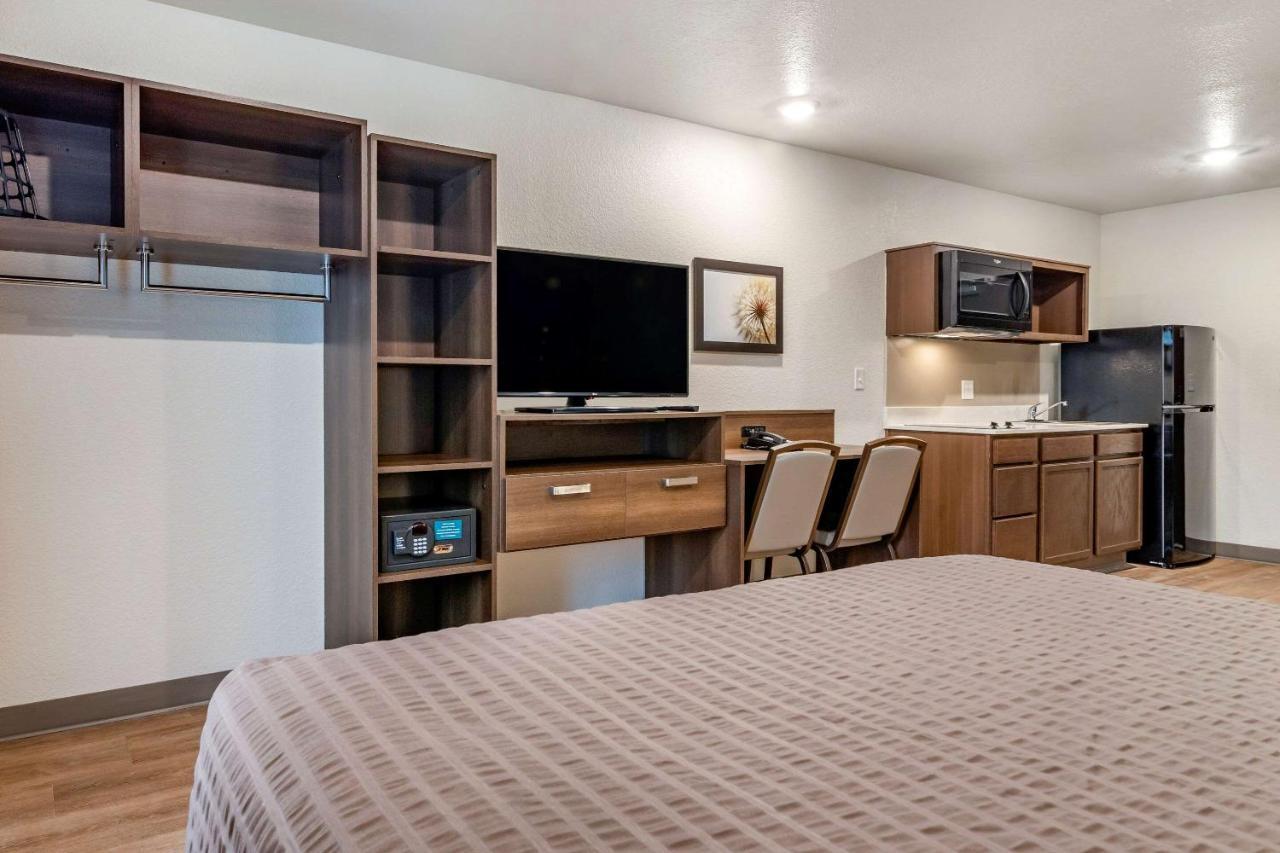 Woodspring Suites Brunswick Εξωτερικό φωτογραφία