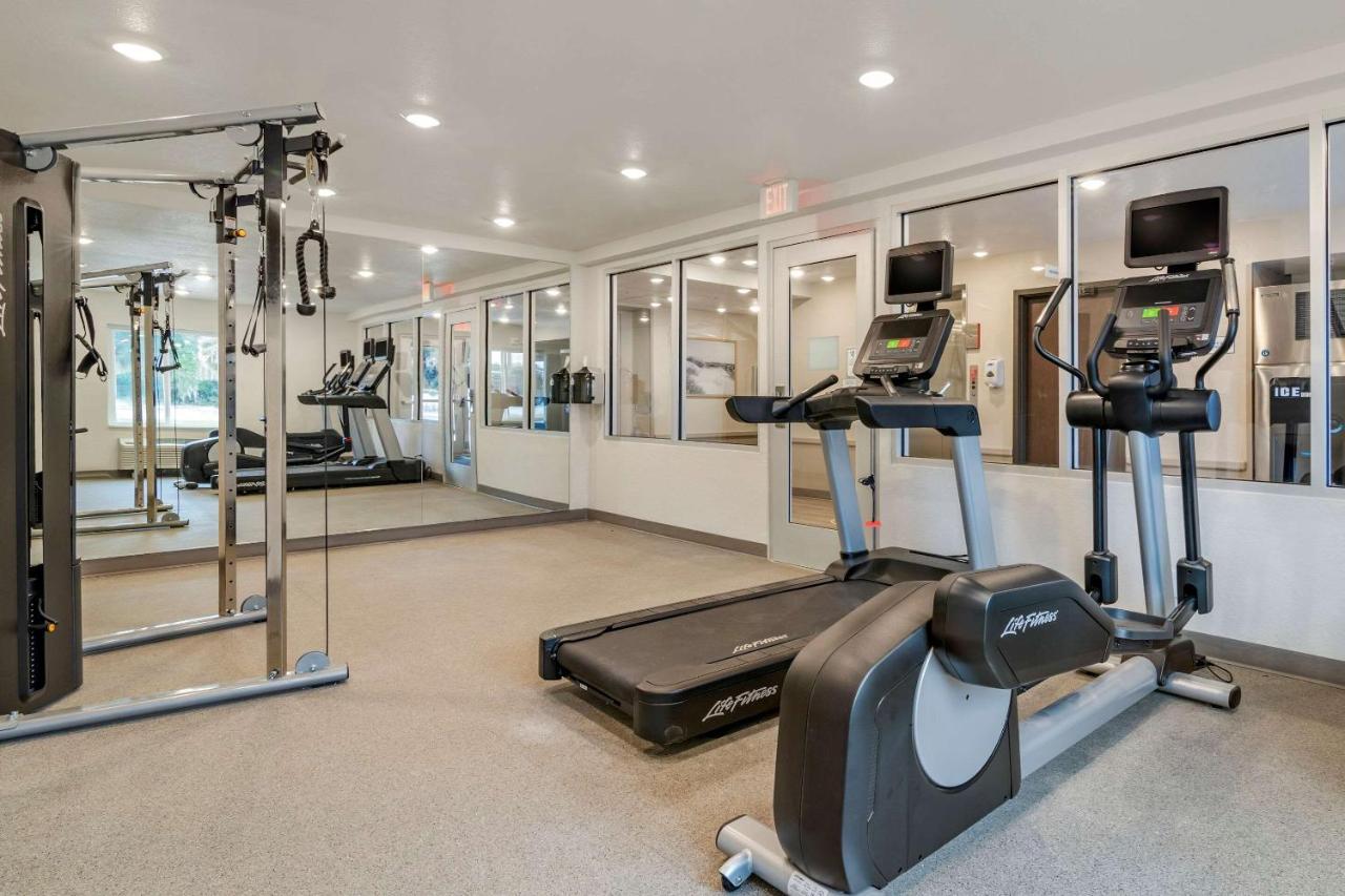Woodspring Suites Brunswick Εξωτερικό φωτογραφία
