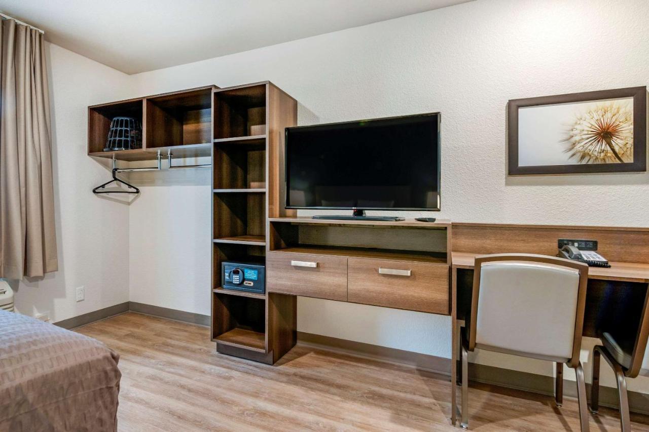 Woodspring Suites Brunswick Εξωτερικό φωτογραφία